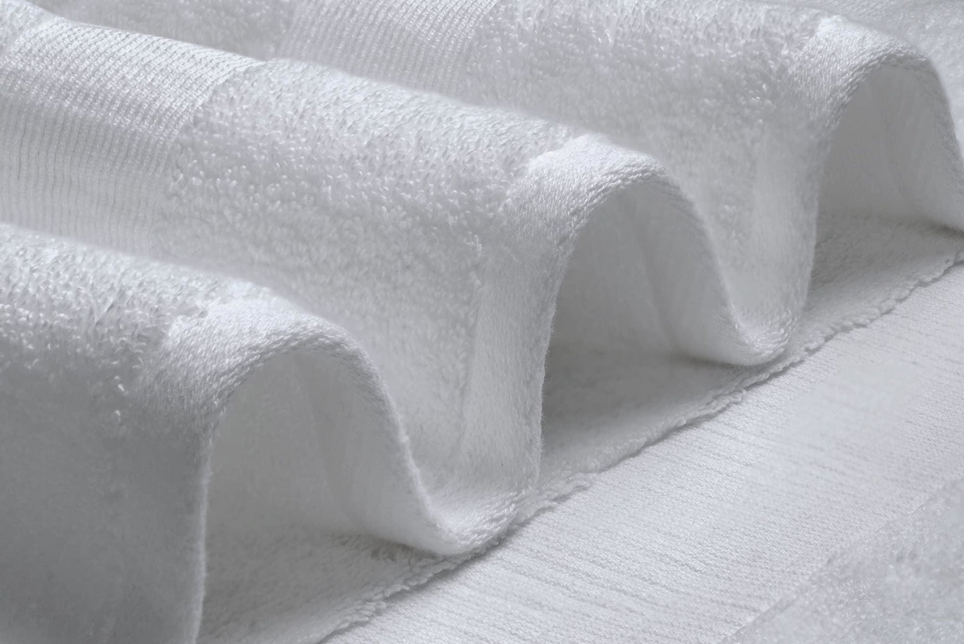 Resort Collection Soft Bath Sheets Towels Set of 2 Oversize Large 35x70 in Luxury Hotel Plush & Absorbent Cotton Bath Sheets 2 Pack White - DREAM YOUR HOUSE